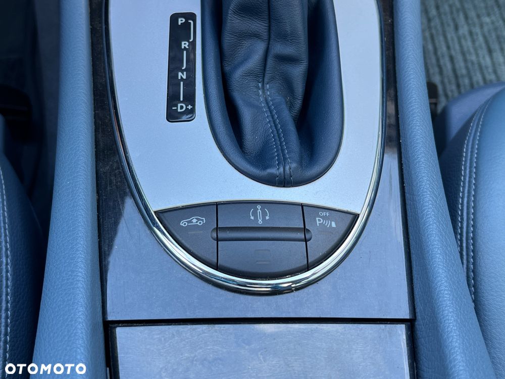 Mercedes-Benz Klasa E - 31