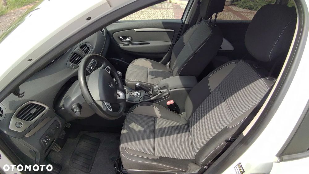 Renault Scenic ENERGY TCe 115 S&S Xmod Paris - 17