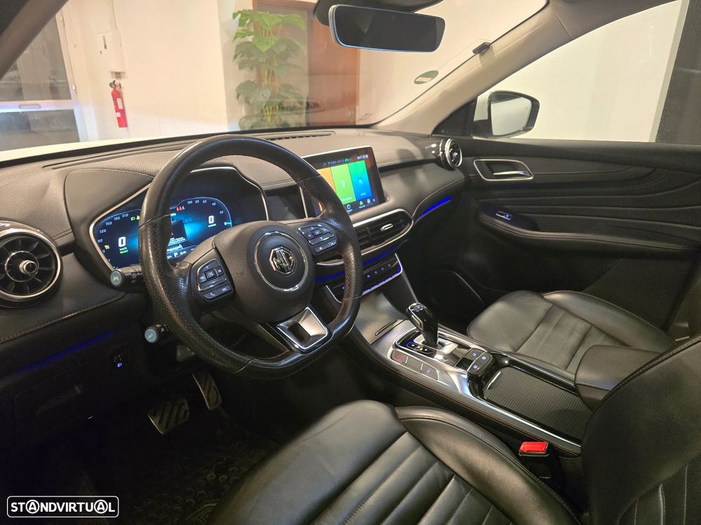 MG EHS 1.5 T-GDI Plug-in Hybrid Luxury - 12