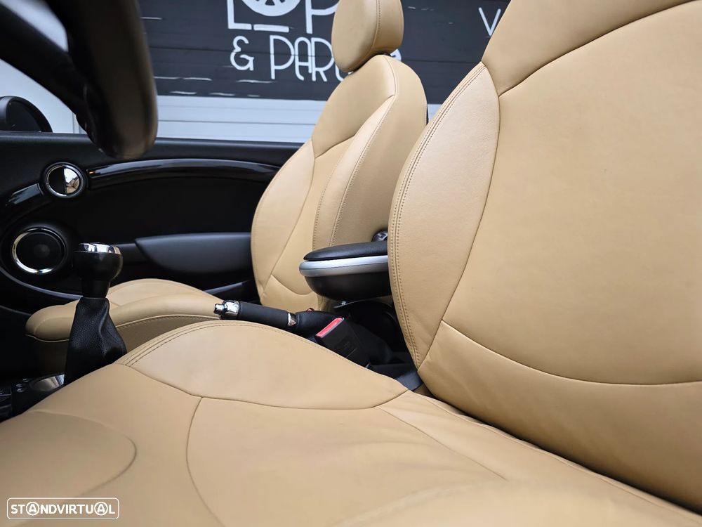 MINI Cabrio Cooper S - 28