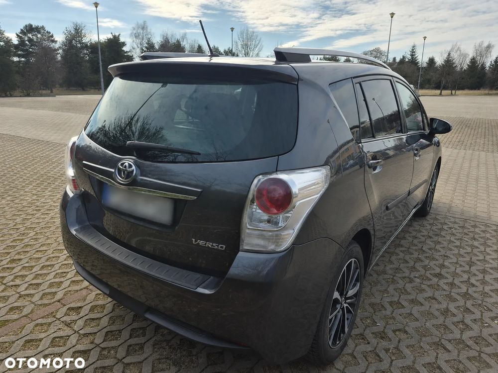 Toyota Verso 1.8 Premium EU5 7os - 4