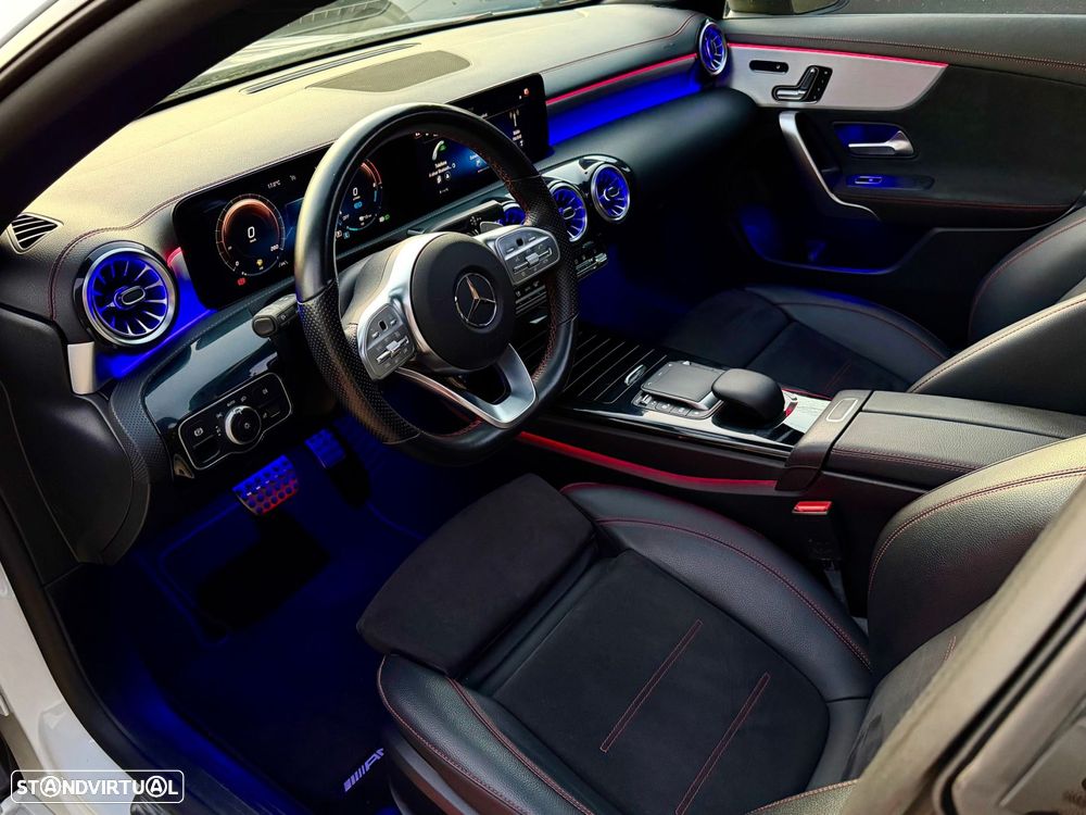 Mercedes-Benz CLA 200 7G-DCT AMG Line - 12