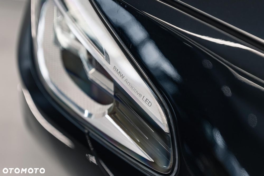 BMW Seria 5 520d M Sport - 37