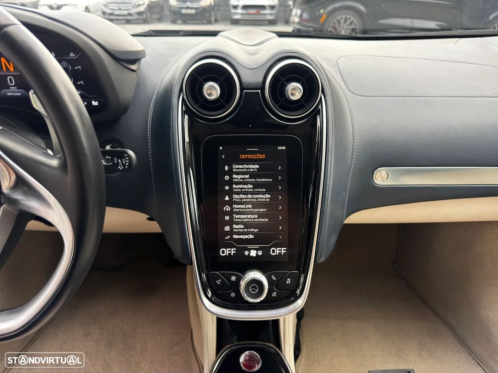 McLaren GT 4.0 Twin-Turbo V8 - 27