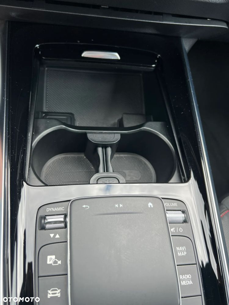 Mercedes-Benz GLA 180 d 8G-DCT Style - 17