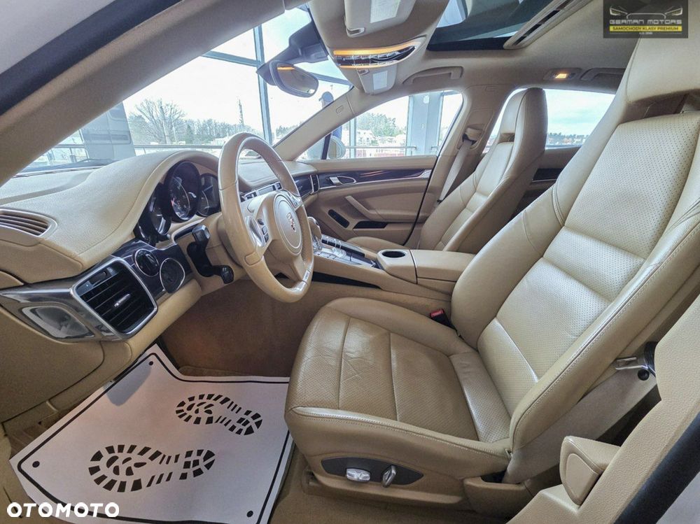 Porsche Panamera 4 PDK Edition - 25