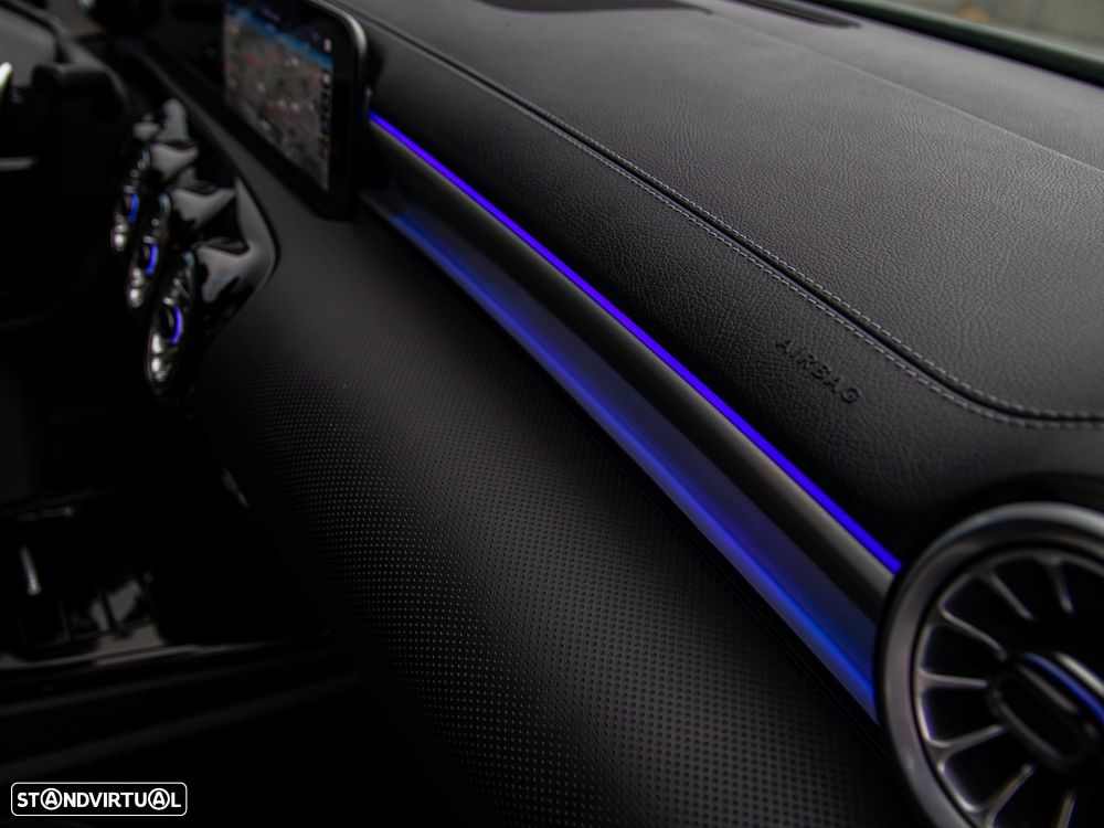 Mercedes-Benz A 250 e 8G-DCT AMG Line - 53