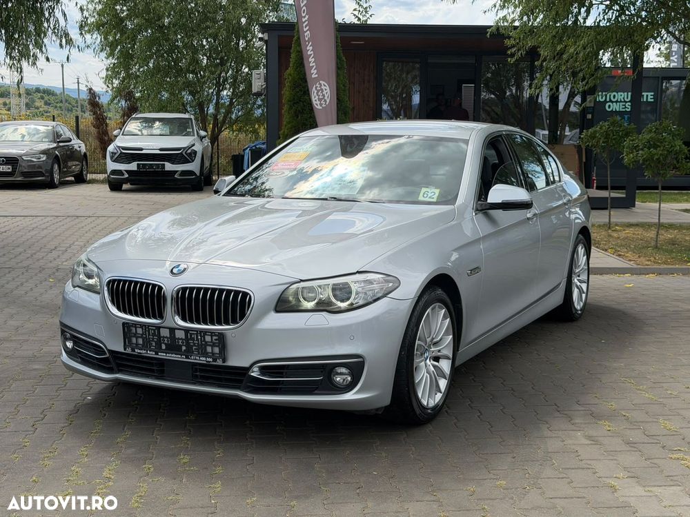 BMW Seria 5 525d xDrive AT - 2