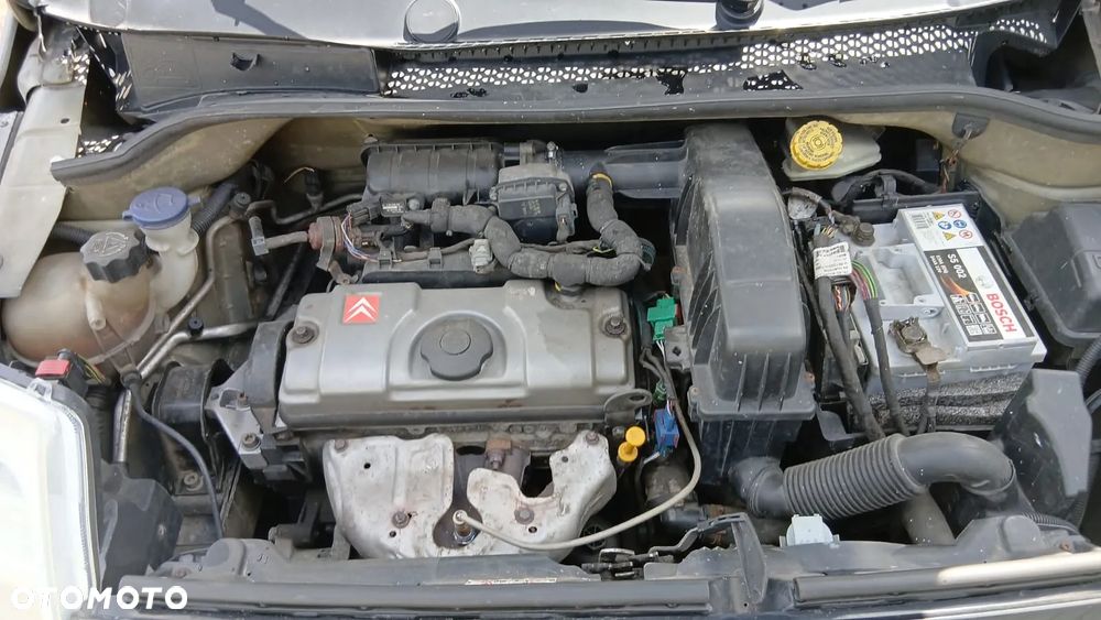 Tylko Części Citroen C2 I PHI vtr 1.4 8V KFV 73KM 54kW 02r-05r Lakier EXYB - 10