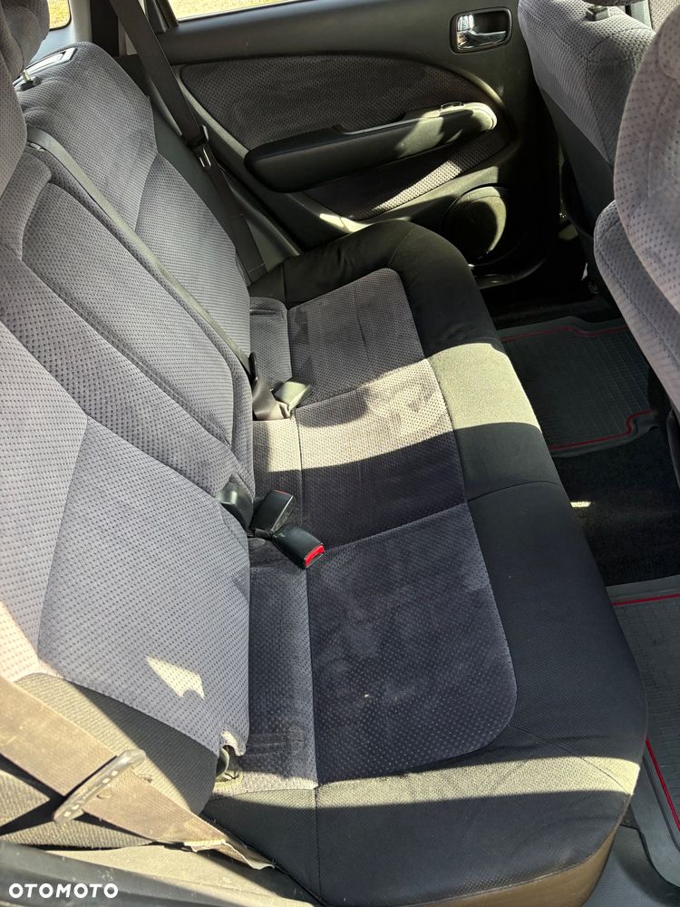 Mitsubishi Outlander 2.0 Sport 4WD - 17