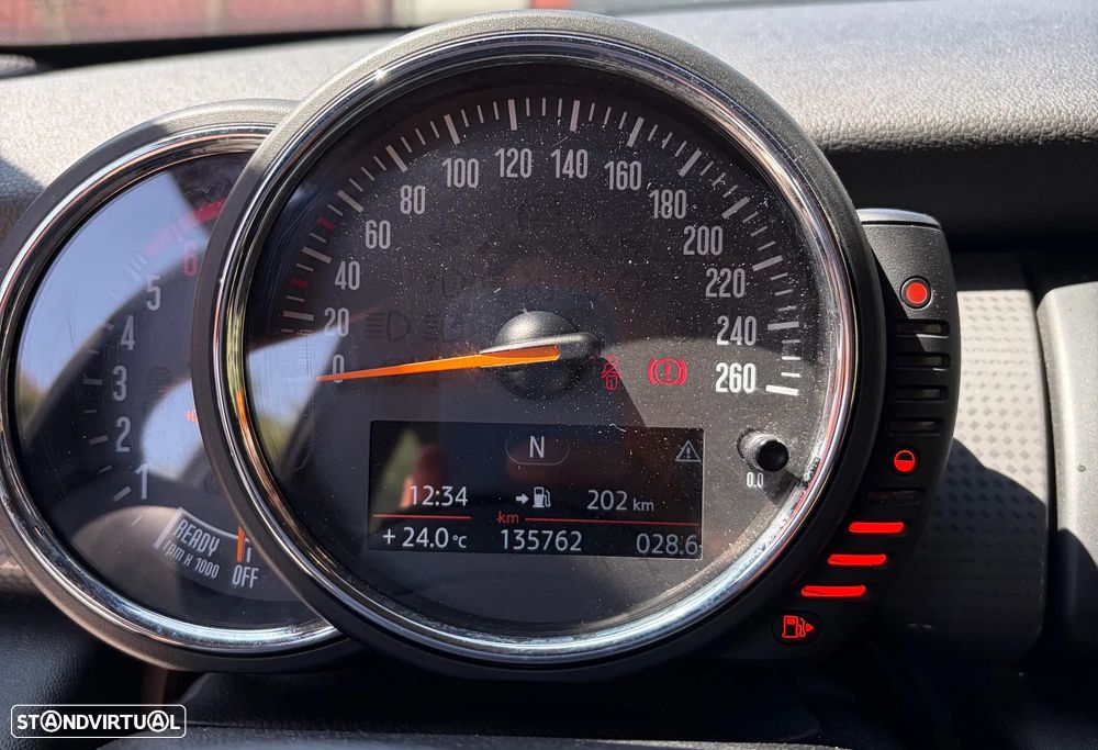 MINI 3 Portas - 11