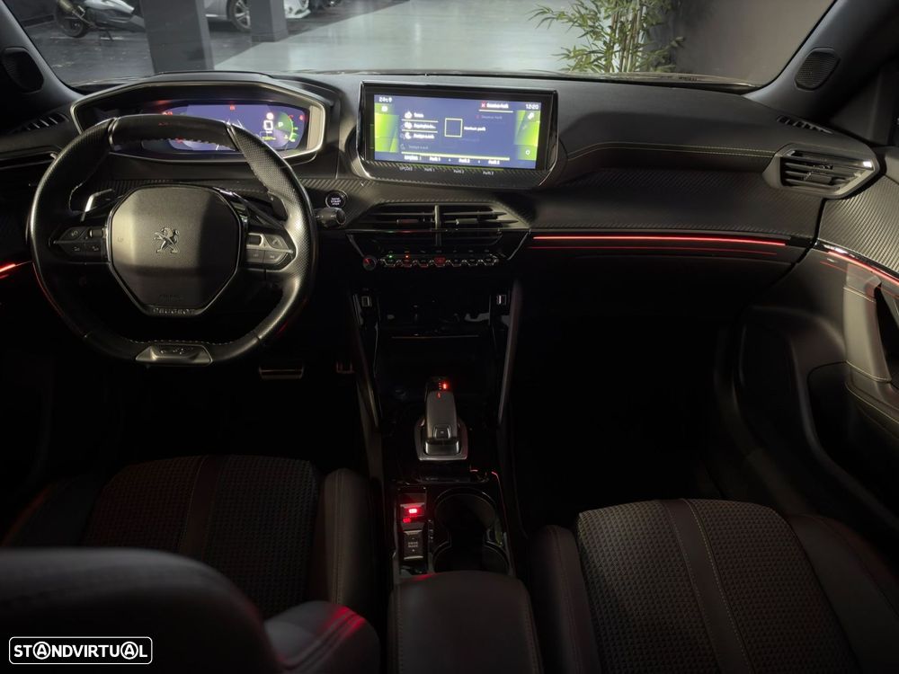 Peugeot 2008 1.2 PureTech GT Pack EAT8 - 7