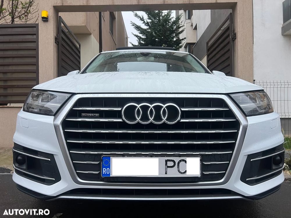 Audi Q7 - 1