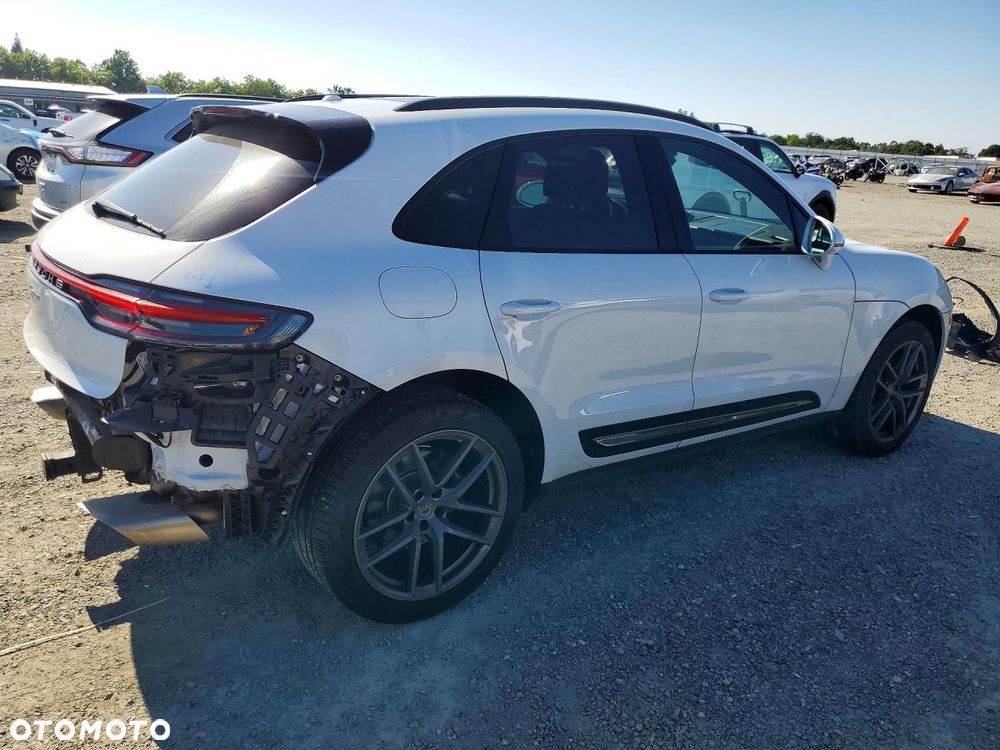 Porsche Macan Standard - 4
