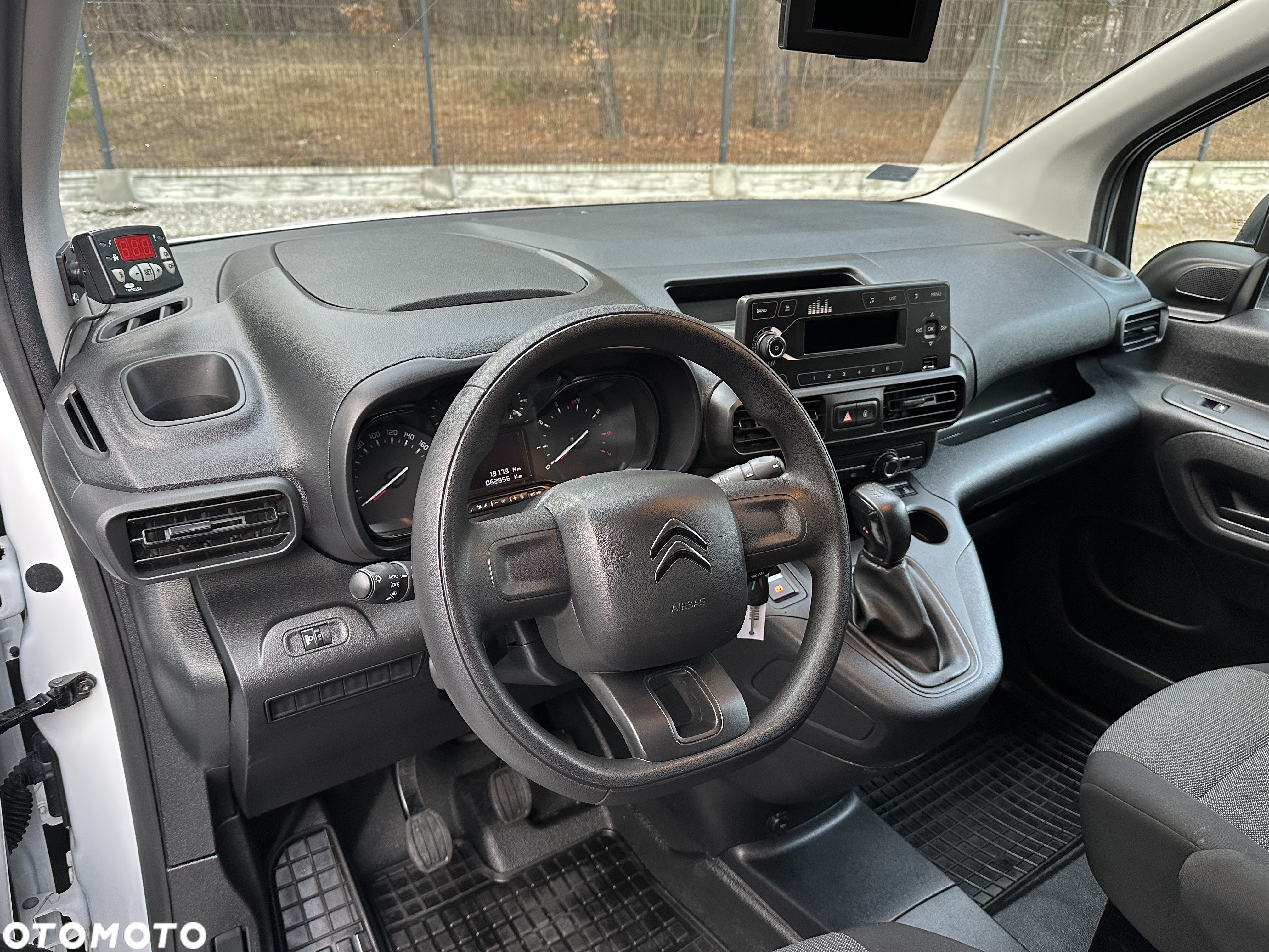 Citroën Berlingo Chłodnia/ Mroźnia Carrier Neos 100 / Salon PL / Bogate wyposażenie / Serwisowany / FV23% - 24