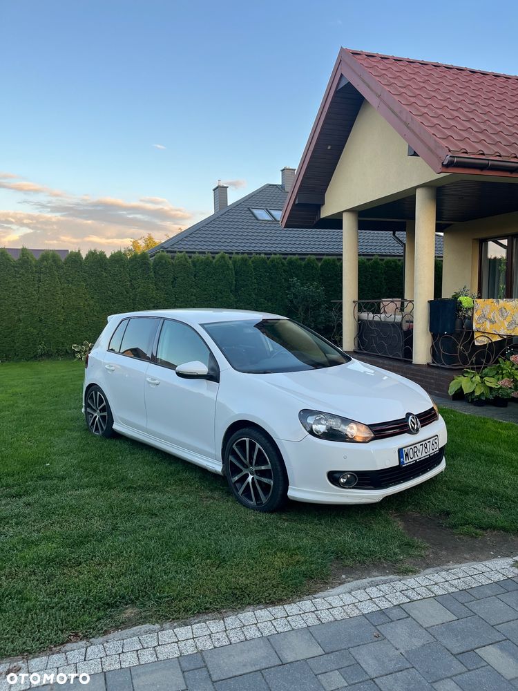Volkswagen Golf 2.0 TDI DPF Comfortline - 4