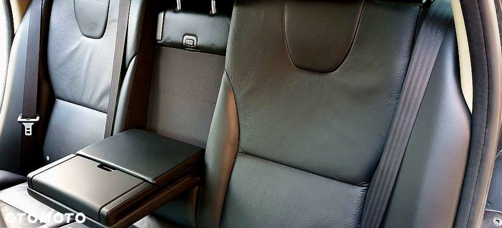 Volvo XC 60 - 30