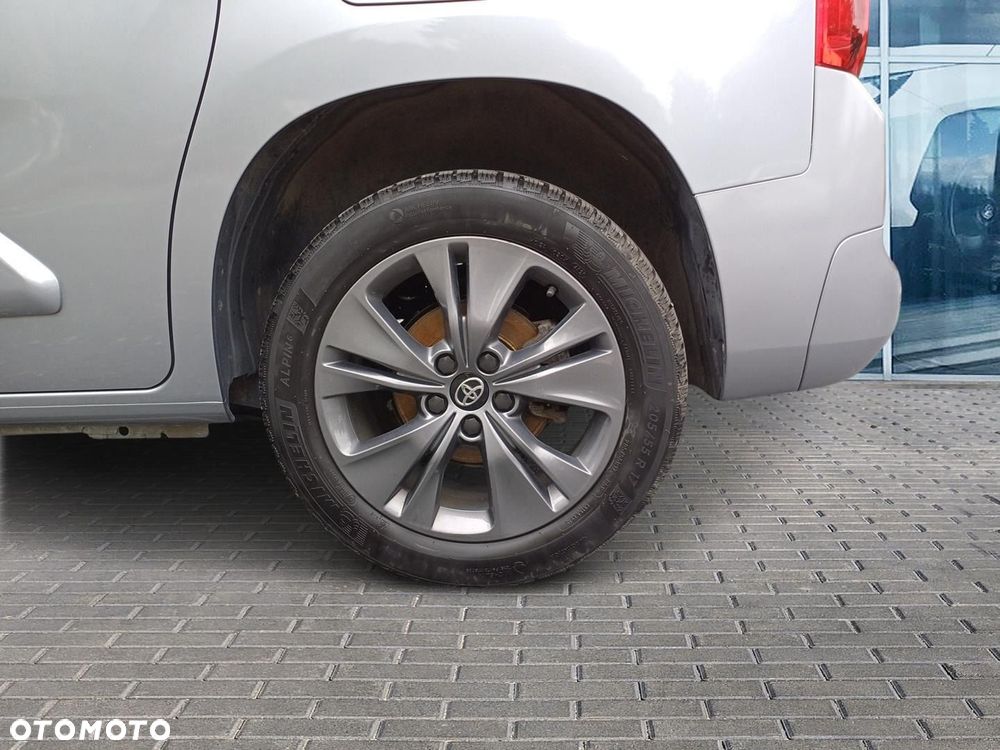 Toyota Proace City Verso 1.2 D-4T Family - 28