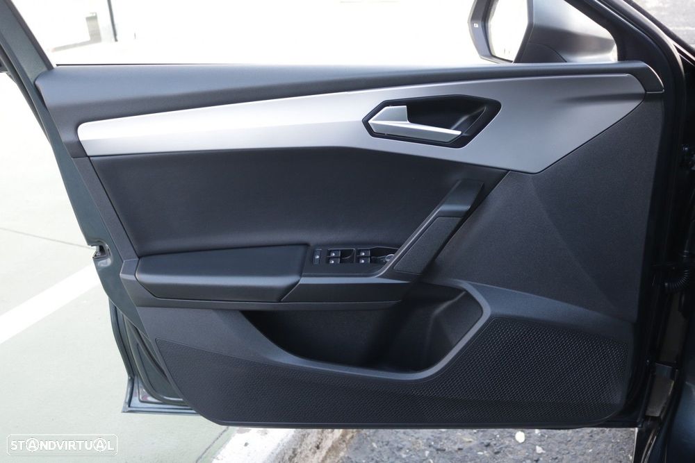 SEAT Leon ST 2.0 TDI FR DSG - 33