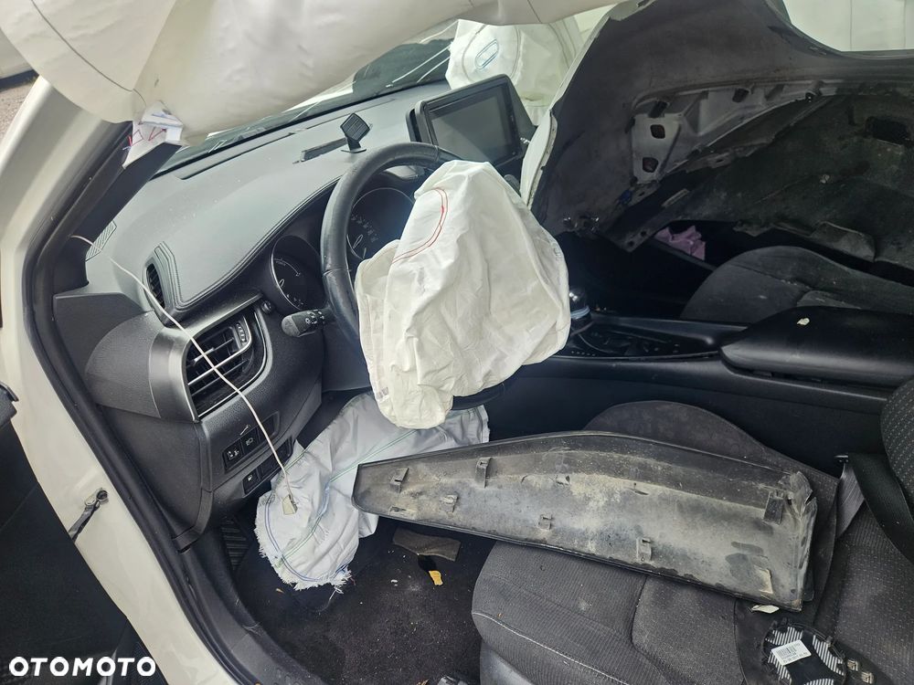 Toyota C-HR Style - 7