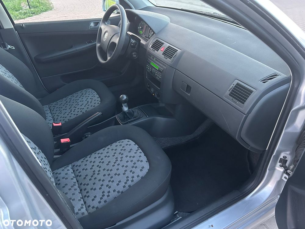 Skoda Fabia 1.4 16V Cool Edition - 17