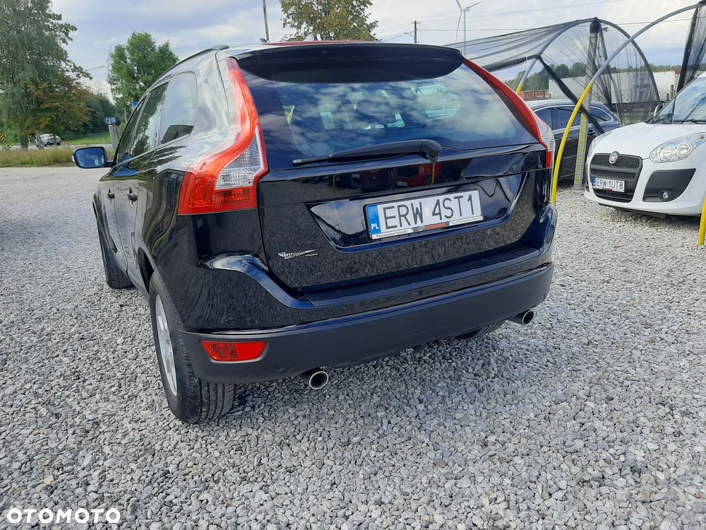 Volvo XC 60 D5 AWD Momentum - 10