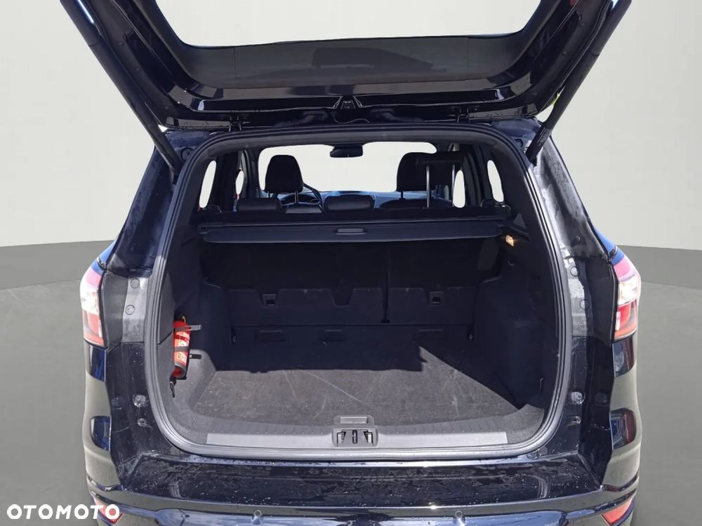Ford Kuga 1.5 EcoBoost 2x4 ST-Line - 36
