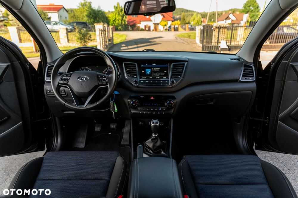 Hyundai Tucson blue 1.7 CRDi 2WD Style - 21