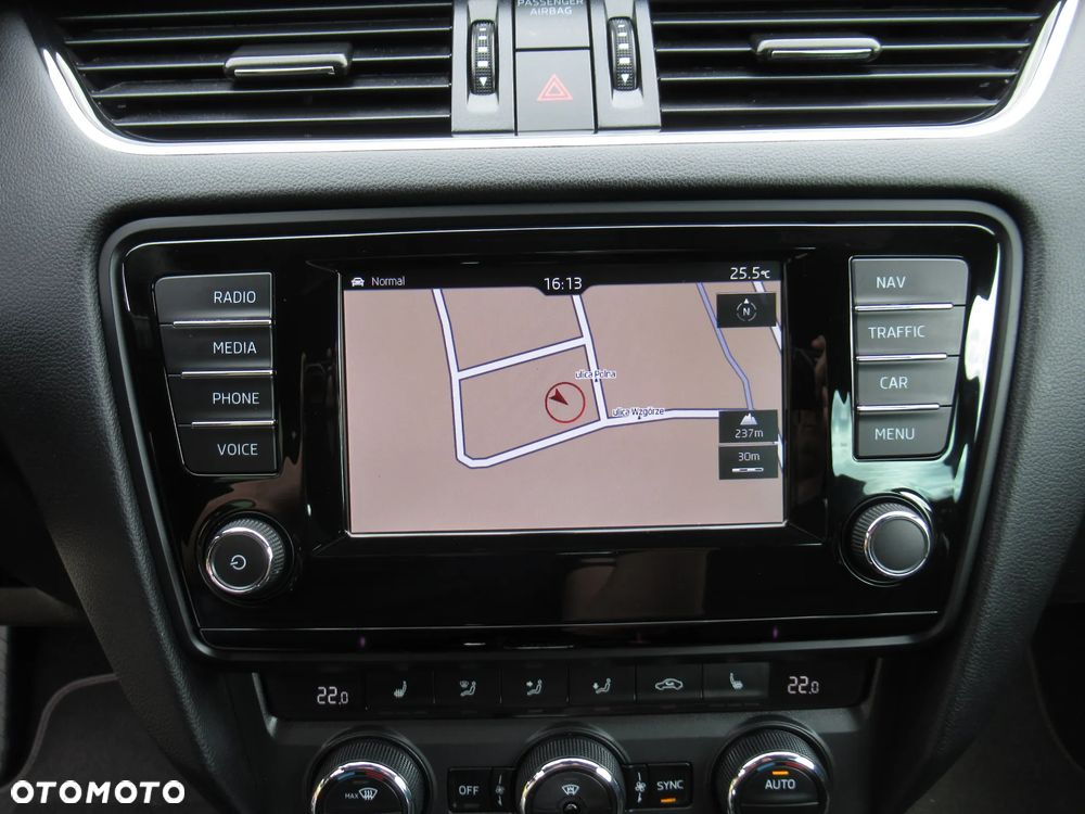 Skoda Octavia 2.0 TDI 4x4 DSG RS - 29