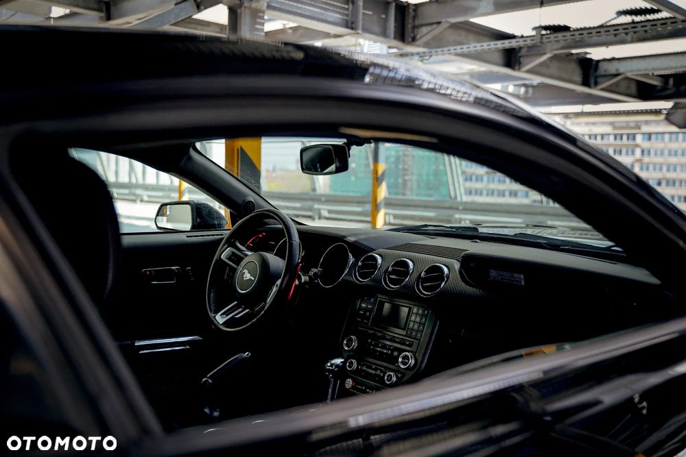 Ford Mustang 3.7 V6 - 4