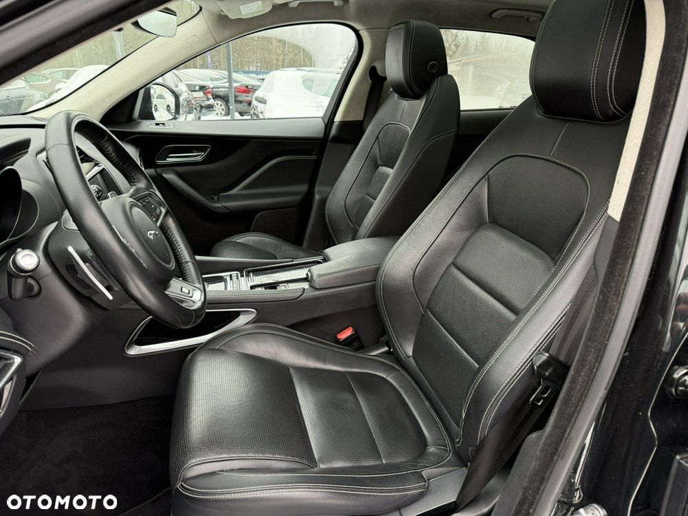 Jaguar F-Pace 2.0 i4D AWD R-Sport - 12