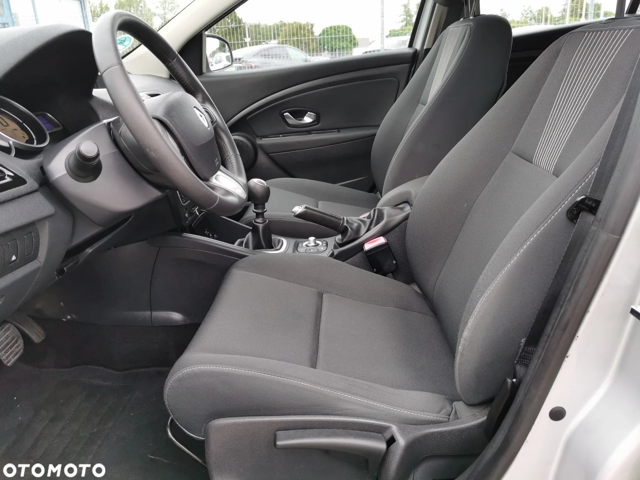 Renault Megane 1.6 16V 110 Dynamique - 10