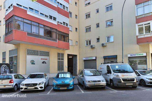 Armazém  com 200 m2 na Damaia - Grande imagem: 5/5