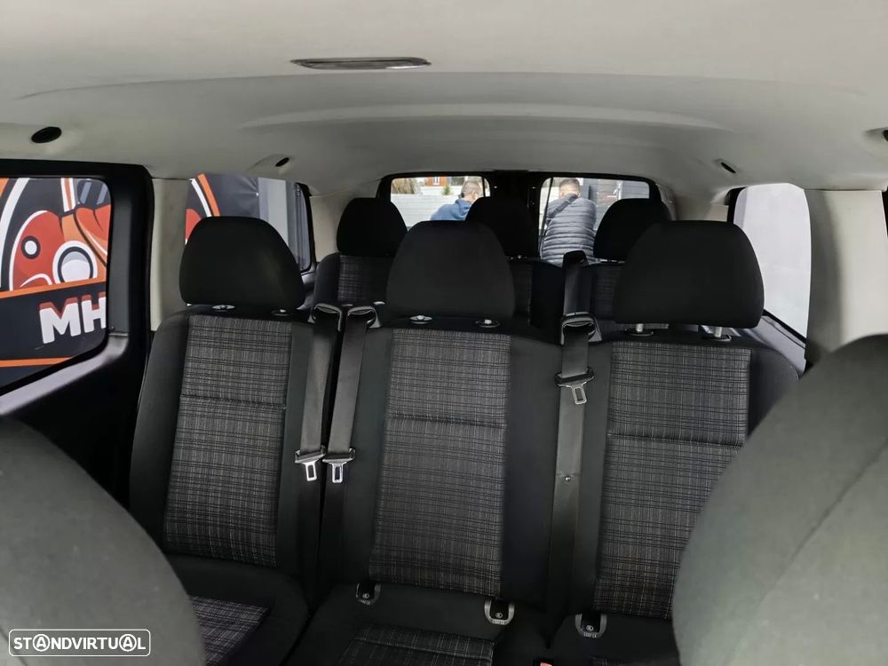 Mercedes-Benz Vito Tourer (BlueTEC) Longa Aut. PRO - 29