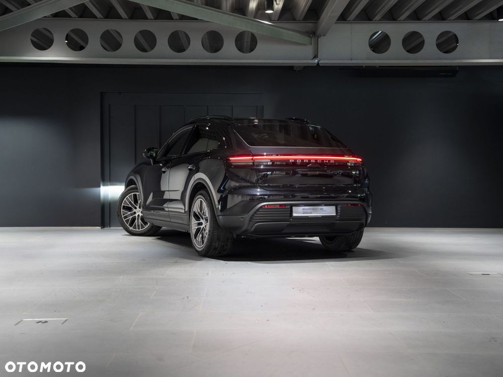 Porsche Macan - 3