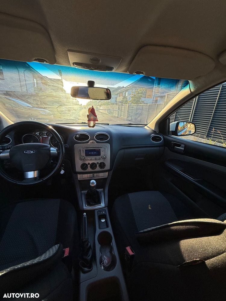 Ford Focus 1.6 TDCI 90 CP Trend - 6
