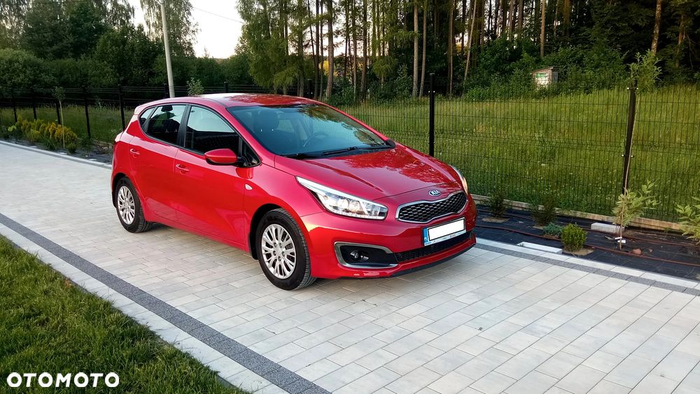 Kia Ceed - 8