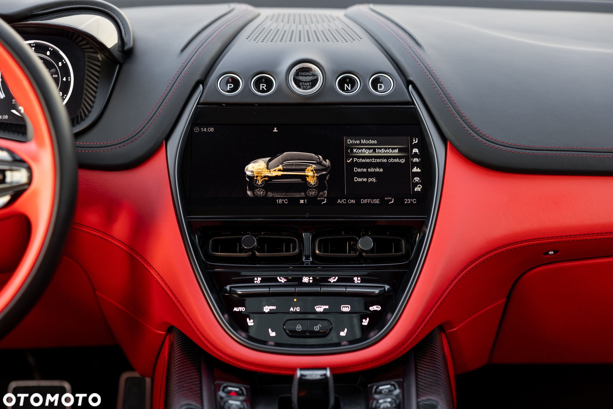 Aston Martin DBX Standard - 24