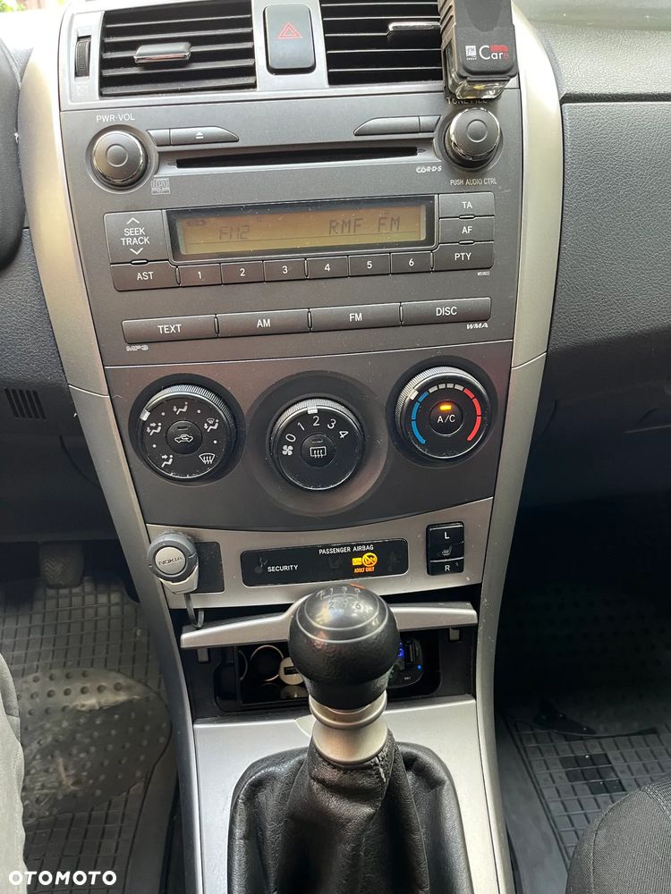 Toyota Corolla 1.6 Terra - 7