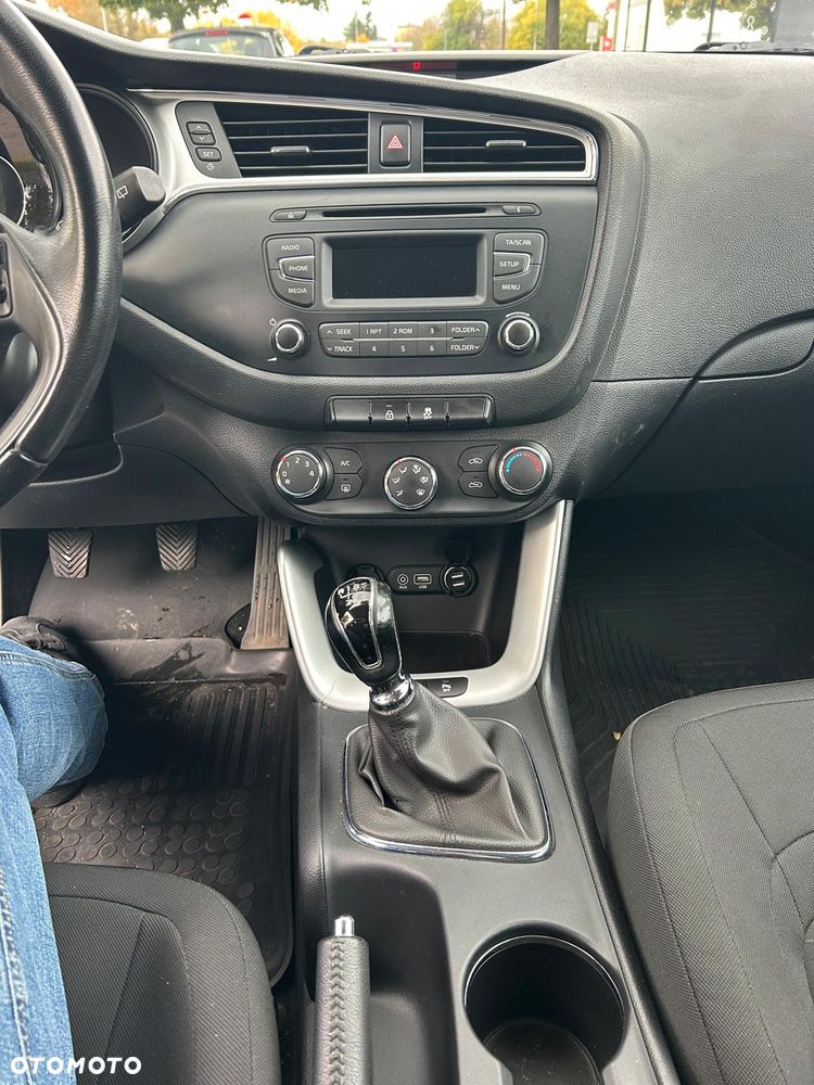 Kia Ceed 1.6 CRDi M - 15
