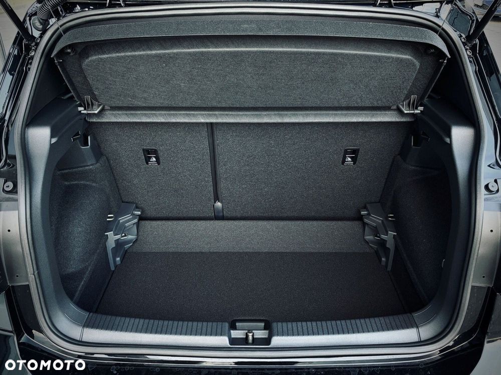 Volkswagen T-Cross - 19