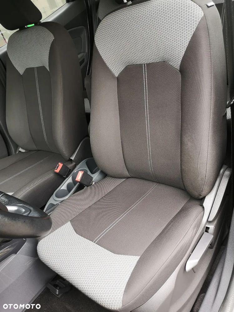 Ford EcoSport 1.5 Ti-VCT TITANIUM - 24