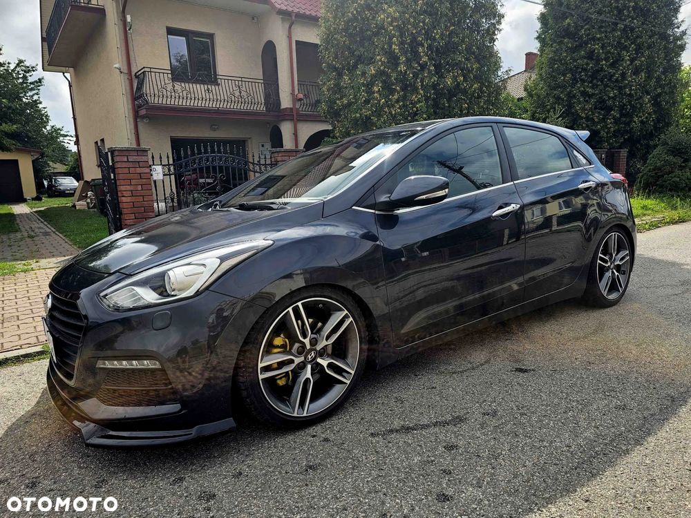 Hyundai i30 1.6 T GDI Turbo - 12