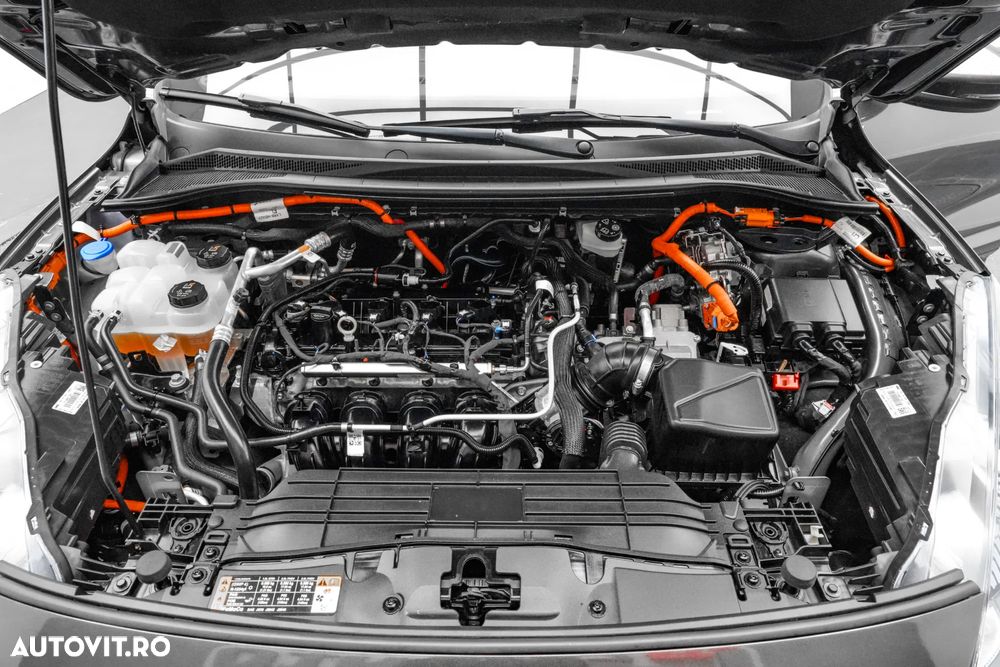 Ford Kuga 2.5 Duratec PHEV ST Line X Graphite Tech - 23