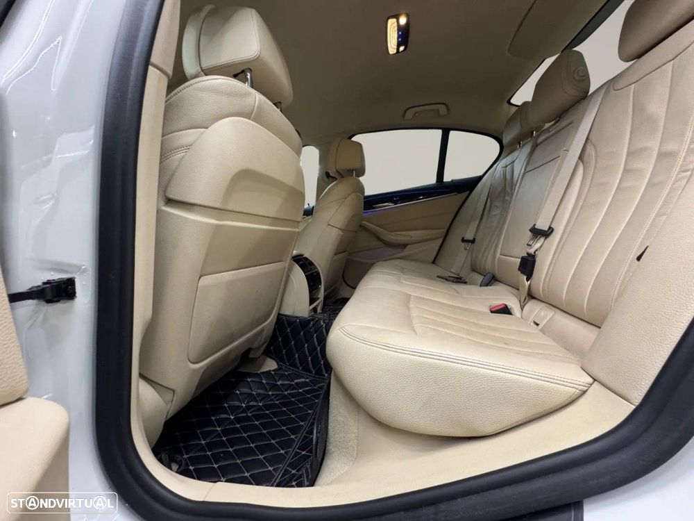 BMW 520 d Line Luxury Auto - 17