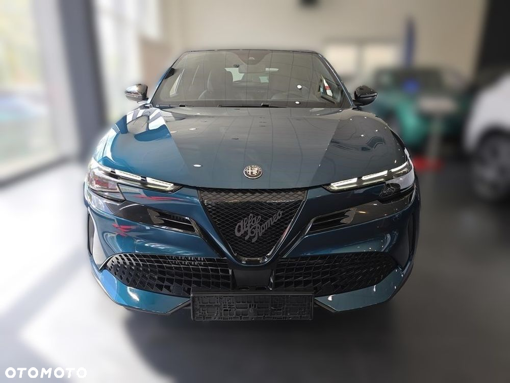 Alfa Romeo Junior 1.2 mHEV Ibrida eDCT - 2