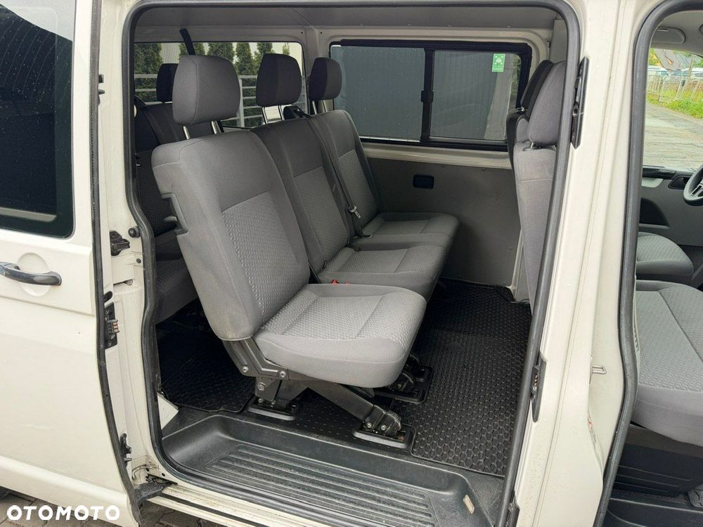 Volkswagen Transporter - 16