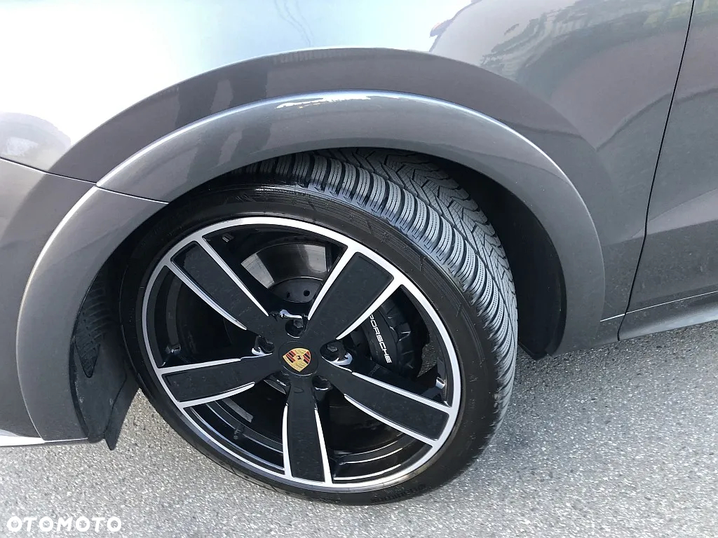 Porsche Cayenne GTS Tiptronic S - 33