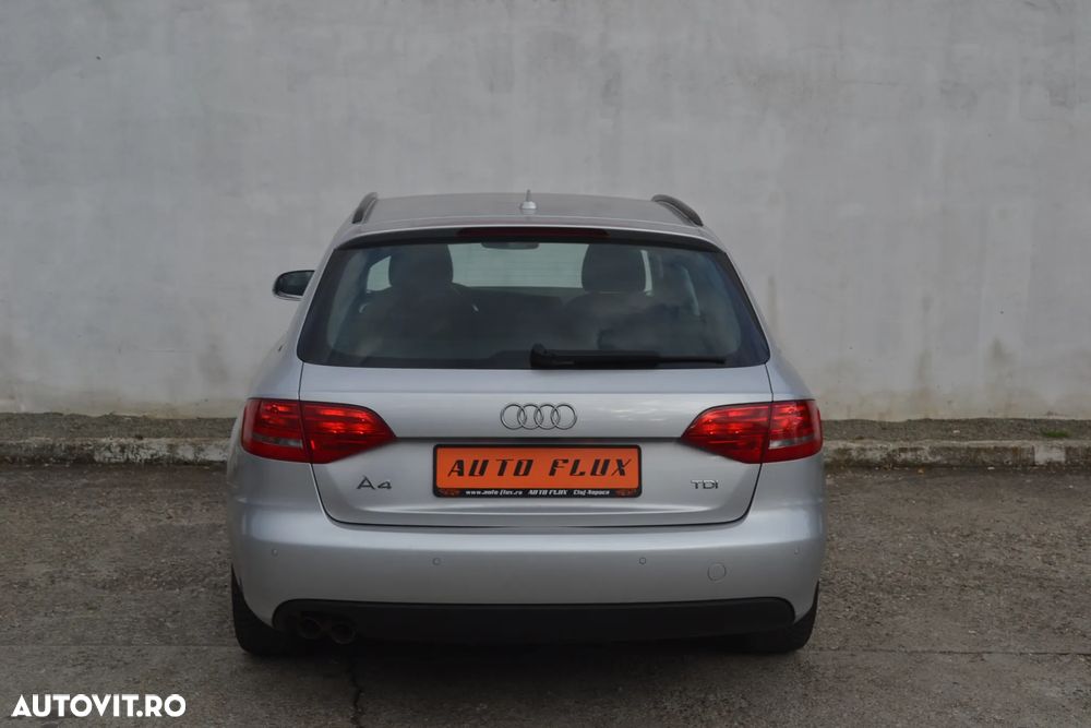 Audi A4 Avant 2.0 TDI DPF Attraction - 5