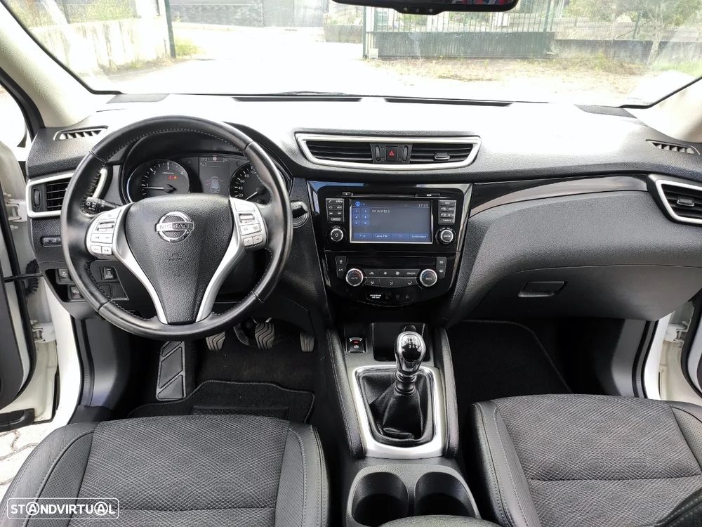 Nissan Qashqai 1.6 dCi ALL-MODE 4x4i TEKNA - 11